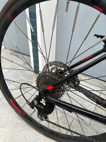 Used CUBE ATTAIN SL Disc 2018 2018 Road & Gravel, Black — image 2 of 4