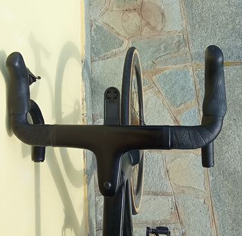 Used Canyon Ultimate CFR Di2 2022 Road & Gravel, Black — image 6 of 9