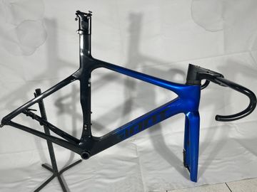 Used Giant Propel Advanced, SL Disc 1 2022 Frameset 2022 Road & Gravel, Blue — image 2 of 6