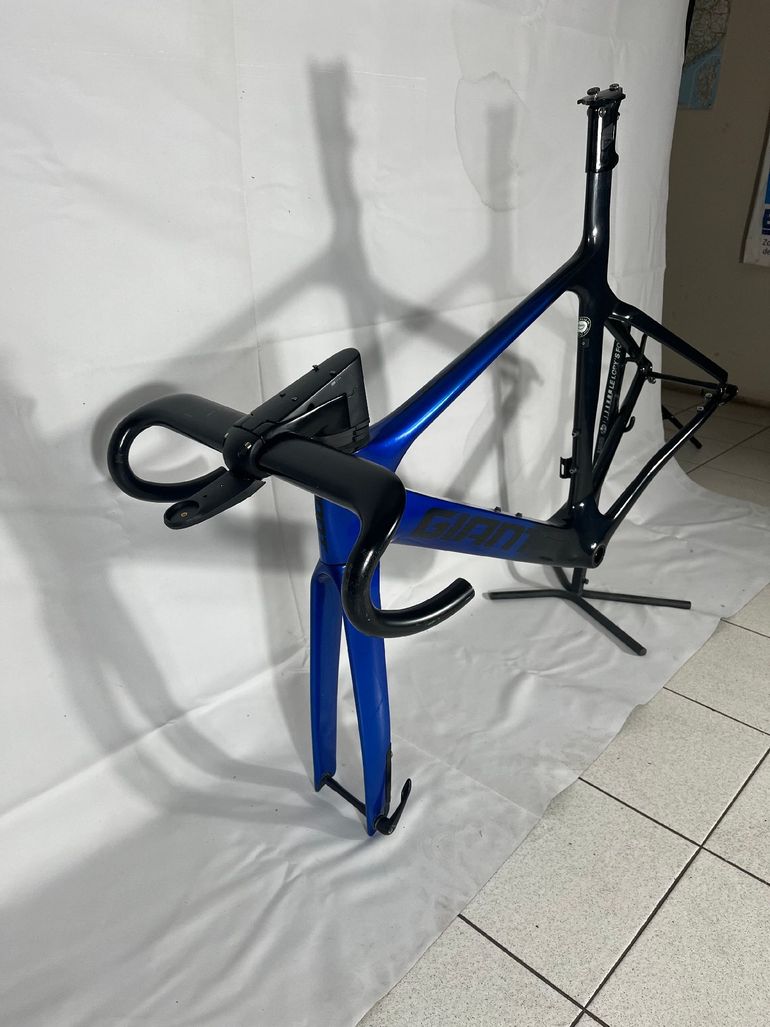 Used Giant Propel Advanced, SL Disc 1 2022 Frameset 2022 Road & Gravel, Blue — image 3 of 6