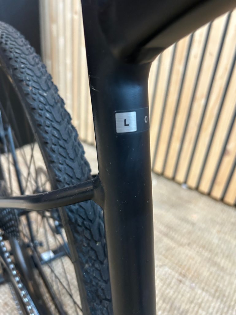 Used Giant Revolt 0 2024 2024 Road & Gravel, Black — image 7 of 10