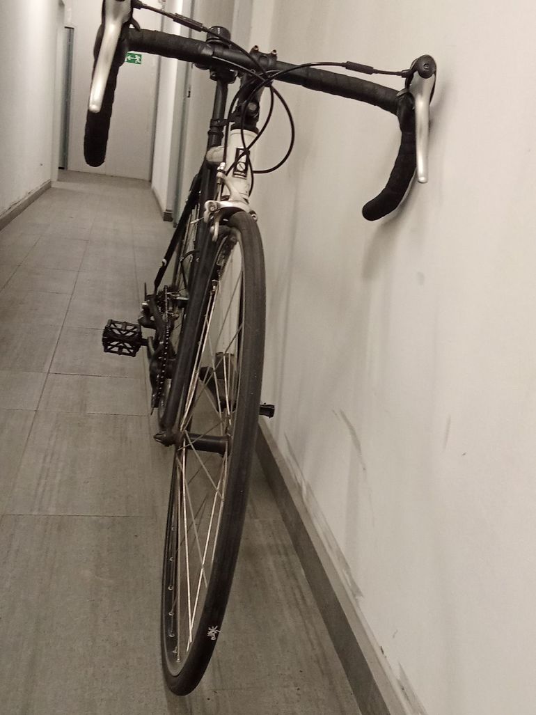 Used Ideal Tempo 2011 Road & Gravel, White — image 3 of 10