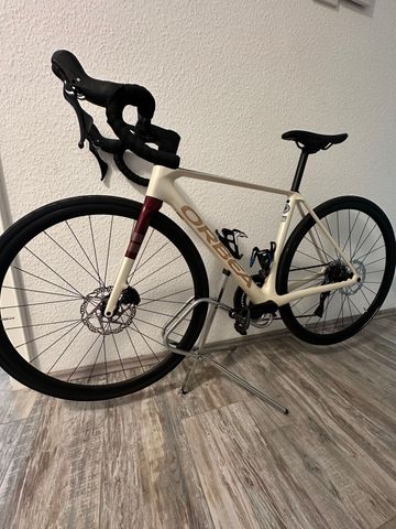 Used Orbea ORCA M30 2024 2024 Road & Gravel, White — image 1 of 5