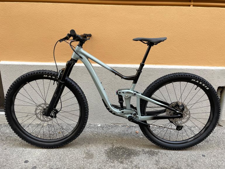 Used Giant Trance 29 2 2022 2022 Mountainbike, Light Gray, 29 — image 6 of 11