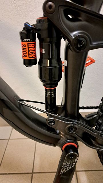 Used Trek Remedy Other 2018 Mountainbike, Black — image 5 of 9