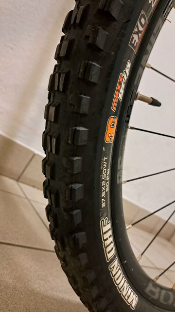 Used Trek Remedy Other 2018 Mountainbike, Black — image 7 of 9