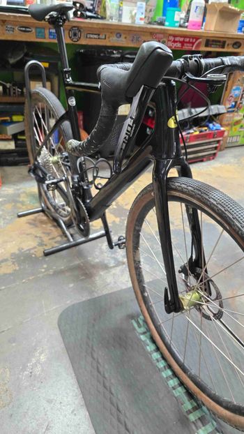 Used Cervélo Áspero Force eTap AXS 1 Disc 2021 2021 Road & Gravel, Schwarz — image 3 of 5