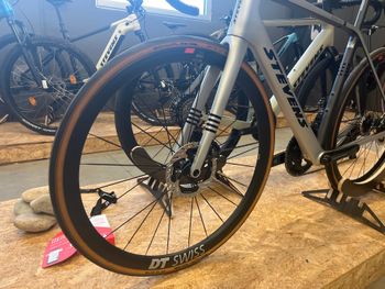 Used Stevens Xenith 2024 Road & Gravel, Light Gray — image 5 of 7