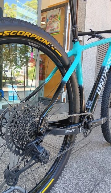 Used Berria BRAVO 7 2022 2022 Mountainbike, Blue, 29 — image 4 of 10