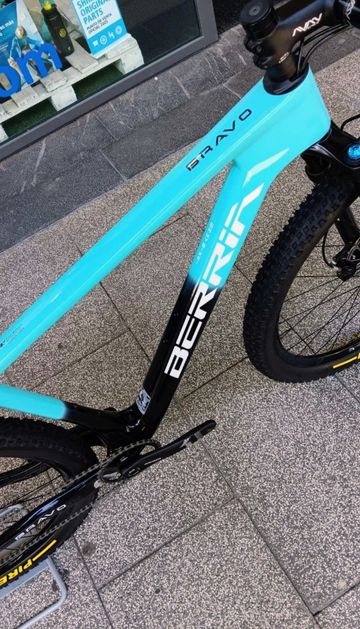 Used Berria BRAVO 7 2022 2022 Mountainbike, Blue, 29 — image 5 of 10