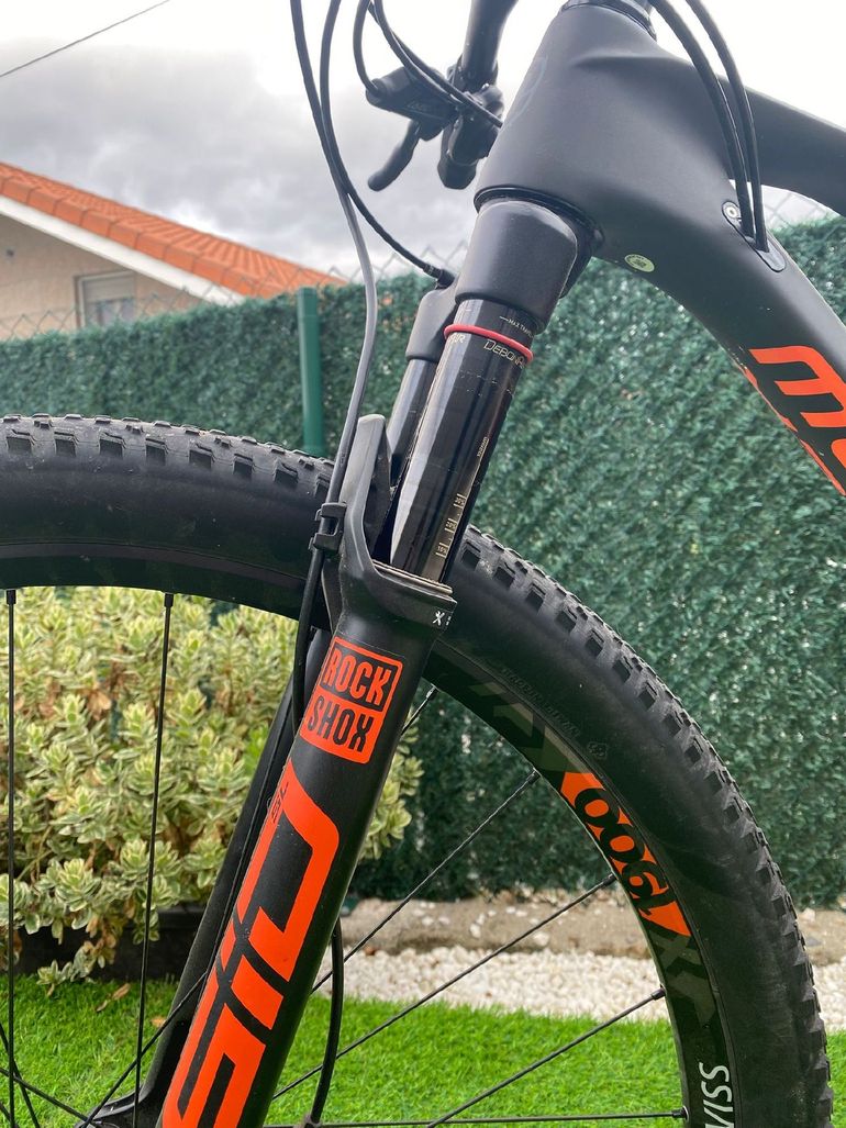 Used Mondraker F-Podium Carbon 2021 2021 Mountainbike, Black, 29 — image 9 of 12