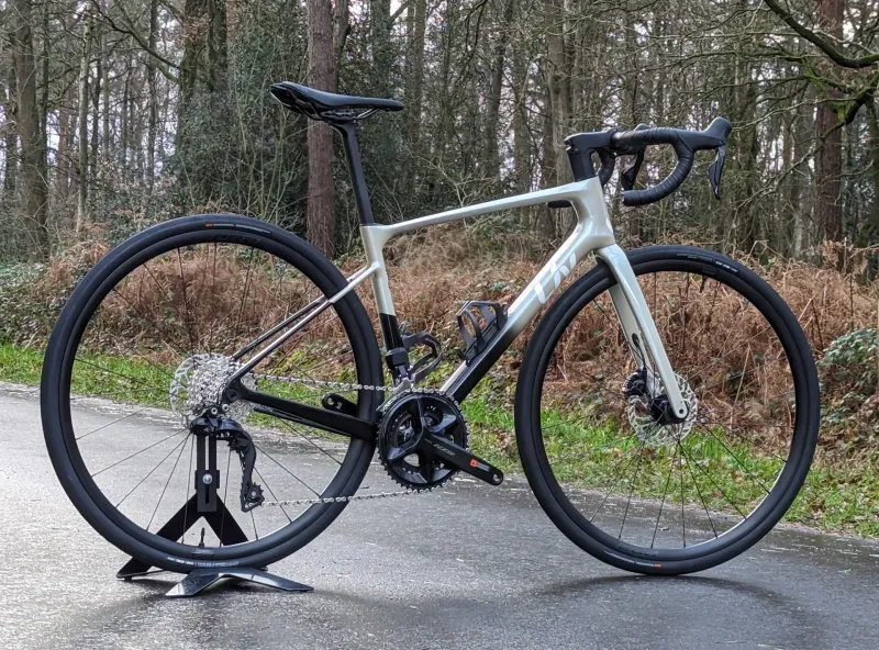Tweedehands Liv Avail Advanced 1 2024 2024 Road & Gravel