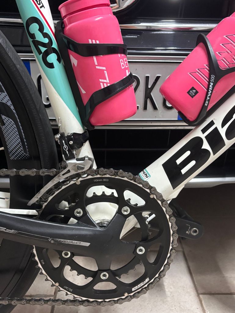 Used Bianchi C2C 100 Strade 2016 Road & Gravel, White — image 4 of 4