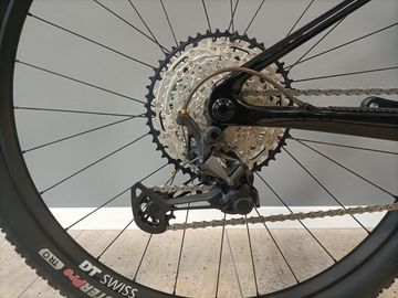 Used Orbea ALMA H50 2021 2021 Mountainbike, Black, 29 — image 5 of 8