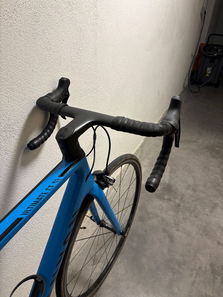 Used Canyon Ultimate CF SL 8 2021 2021 Road & Gravel, Blue — image 6 of 6