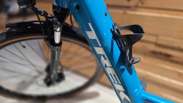 Used Trek Verve+ 2024 Mountainbike, Blue — image 11 of 13