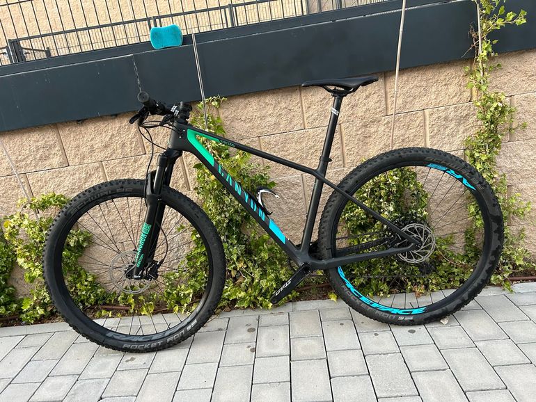 Used Canyon Exceed CF SL 5.0 2020 Mountainbike, Black — image 11 of 11