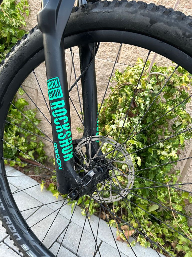 Used Canyon Exceed CF SL 5.0 2020 Mountainbike, Black — image 4 of 11