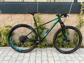 Used Canyon Exceed CF SL 5.0 2020 Mountainbike, Black — image 1 of 11