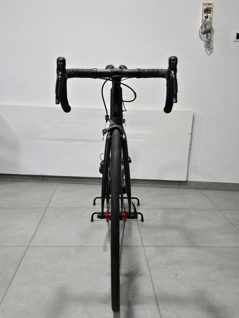 Used Canyon Ultimate CF SL 9 Di2 2017 Road & Gravel, Black — image 5 of 5