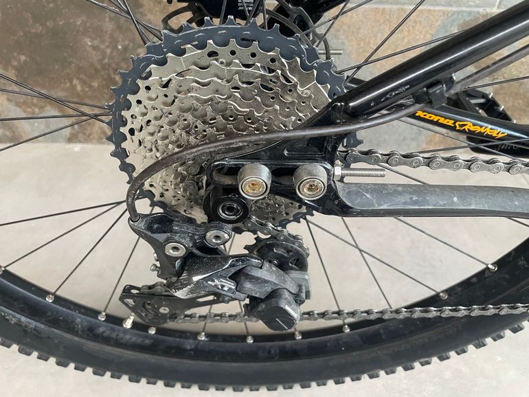 Used Kona Honzo Shimano Deore XT 2024 Mountainbike, Black — image 4 of 7