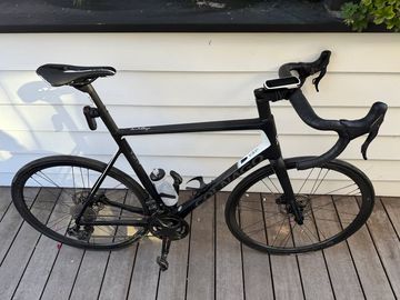 Used Colnago V3-RS Disc 2021 Road & Gravel, Black — image 2 of 10