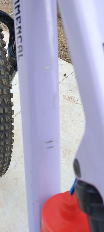 Used Commencal META V5 Shimano Deore XT 2023 Mountainbike, Purple — image 6 of 9