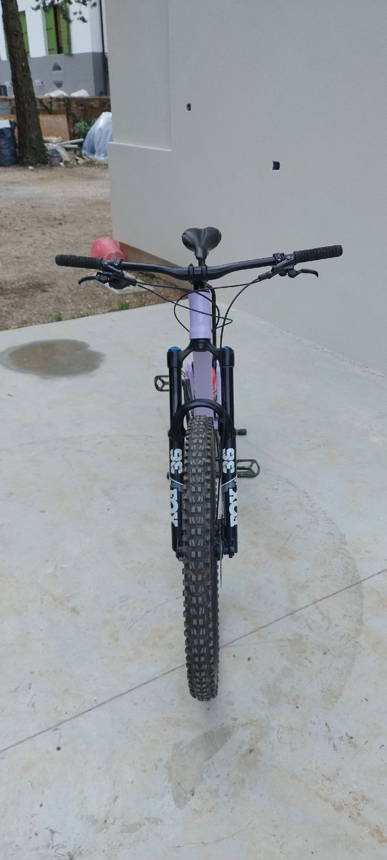 Used Commencal META V5 Shimano Deore XT 2023 Mountainbike, Purple — image 9 of 9