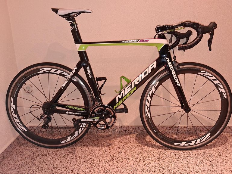 Used Merida Reacto CF 905 2014 2014 Road & Gravel, Black — image 3 of 5