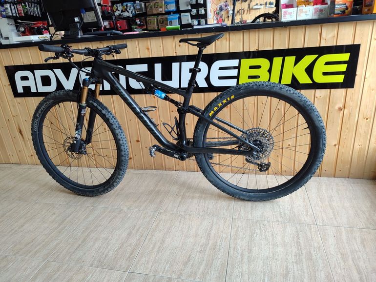 Used Specialized Epic Evo 2023 2023 Mountainbike, Black, 29 — image 5 of 7