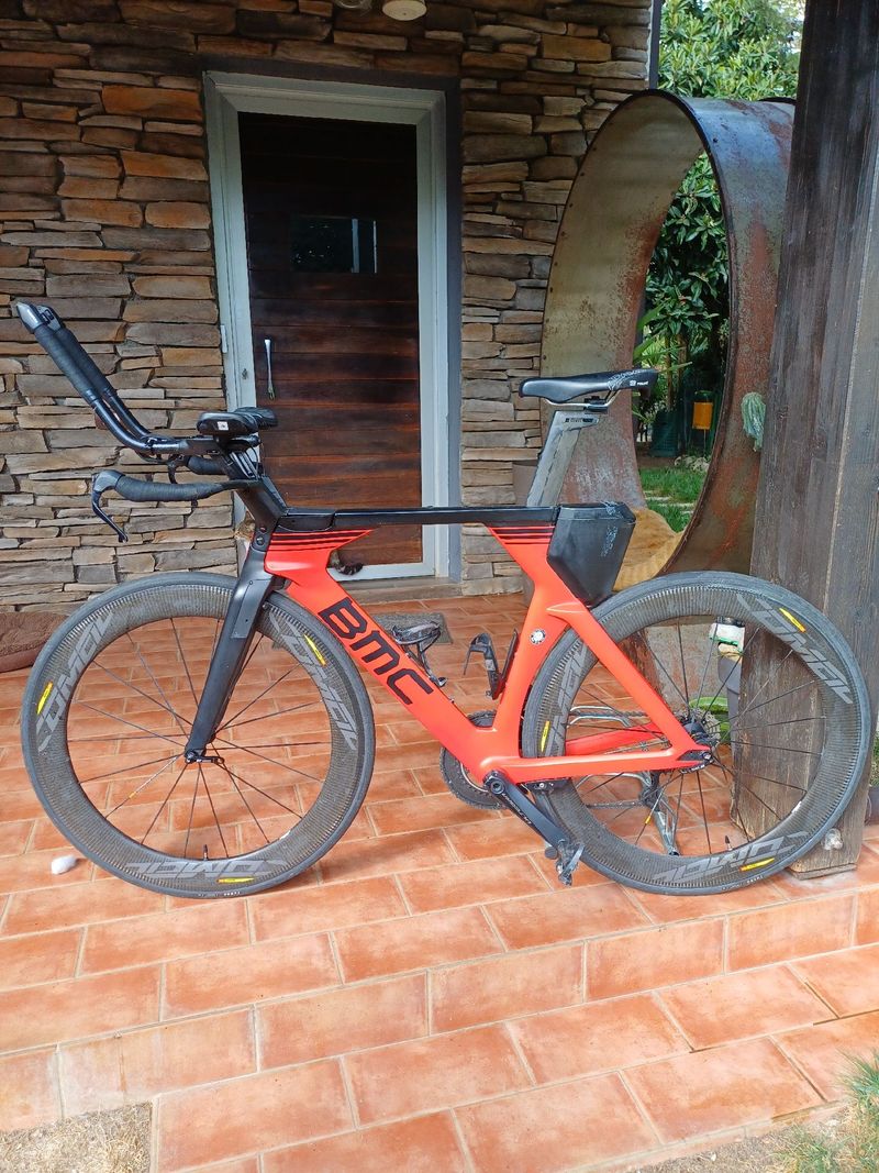 Used BMC Timemachine Shimano Ultegra Di2 2023 Road & Gravel, Red — image 1 of 5