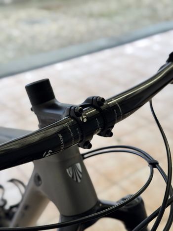 Used Trek Procaliber SRAM XX1 Eagle 2017 Mountainbike, Light Gray — image 8 of 11