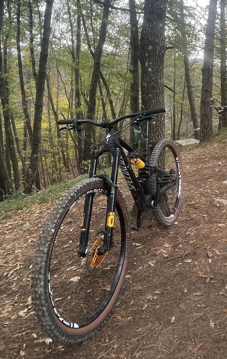 Used Specialized COMP 2018 Mountainbike, Black — image 4 of 5