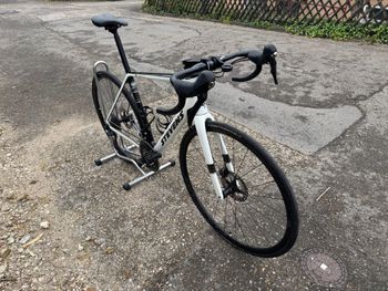 Used Stevens Xenith 2023 Road & Gravel, White — image 4 of 12