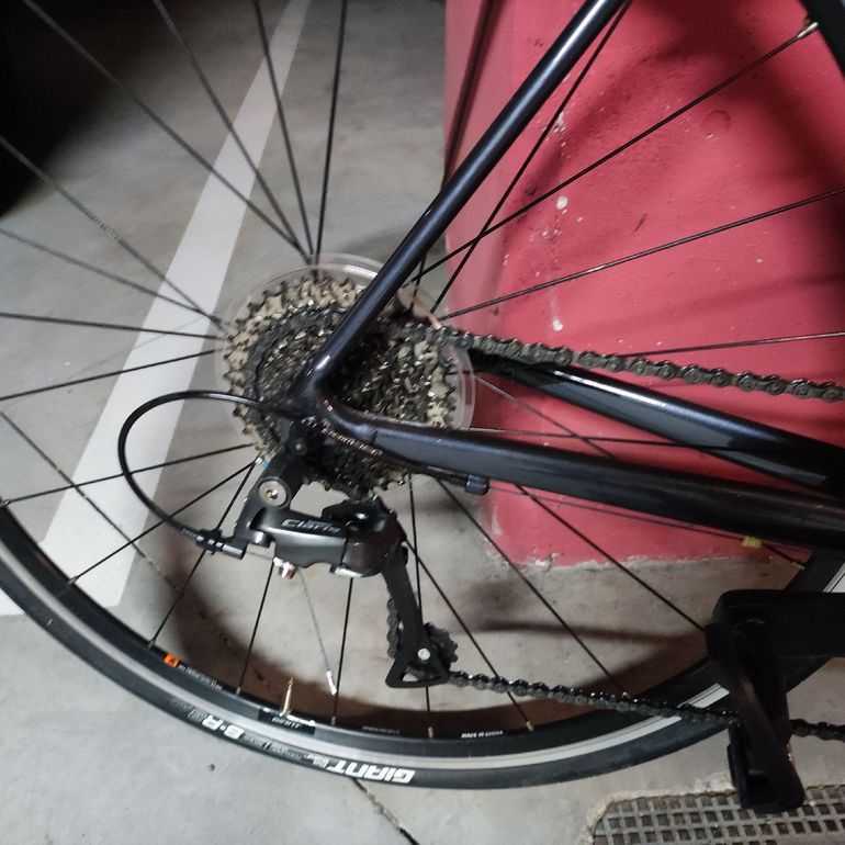 Used Giant Contend Shimano Claris 2023 Road & Gravel, Black — image 5 of 7
