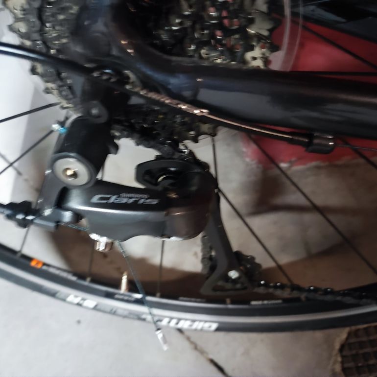 Used Giant Contend Shimano Claris 2023 Road & Gravel, Black — image 3 of 7