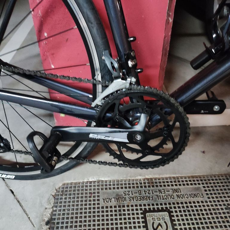 Used Giant Contend Shimano Claris 2023 Road & Gravel, Black — image 2 of 7