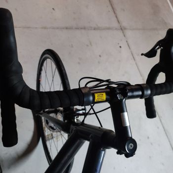 Used Giant Contend Shimano Claris 2023 Road & Gravel, Black — image 6 of 7