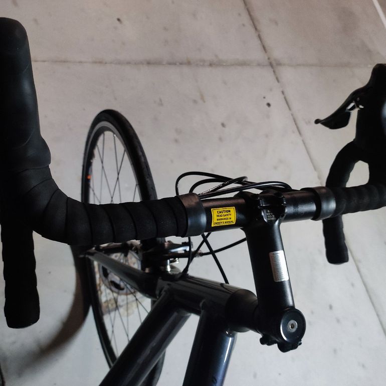 Used Giant Contend Shimano Claris 2023 Road & Gravel, Black — image 6 of 7