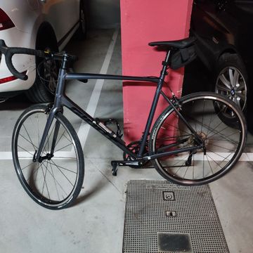 Used Giant Contend Shimano Claris 2023 Road & Gravel, Black — image 1 of 7
