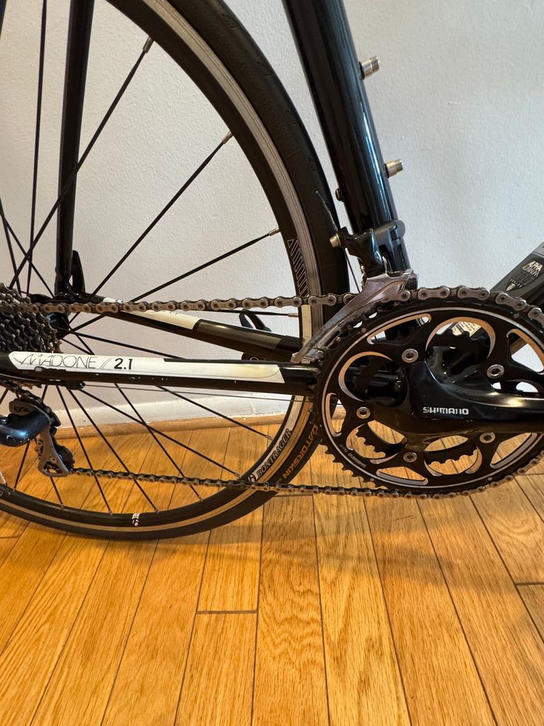 Used Trek Madone 2.1 H2 (Compact) 2013 2013 Road & Gravel, Black — image 3 of 8