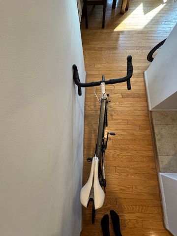 Used Trek Madone 2.1 H2 (Compact) 2013 2013 Road & Gravel, Black — image 6 of 8