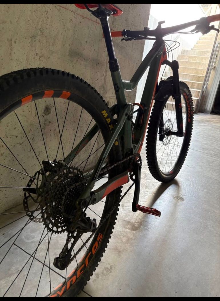 Used Scott Genius 930 2019 2019 Mountainbike, Green, 29 — image 2 of 3