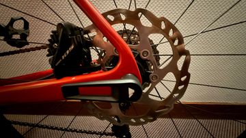 Used Canyon Ultimate CF SL 7 Disc 2022 2022 Road & Gravel, Red — image 9 of 11