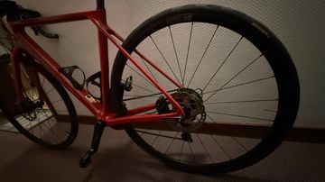 Used Canyon Ultimate CF SL 7 Disc 2022 2022 Road & Gravel, Red — image 7 of 11