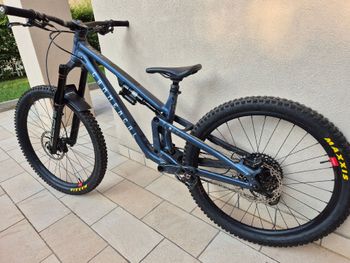 Used Commencal META SX V5 RACE 2025 2025 MTB