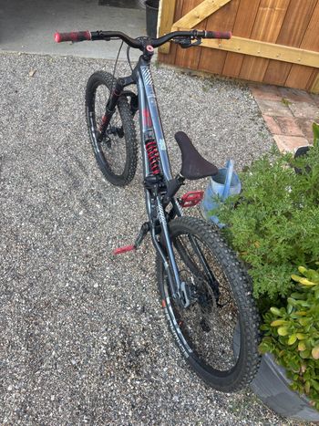Used Commencal Clash SRAM X4 2021 Mountainbike, Light Gray — image 8 of 11