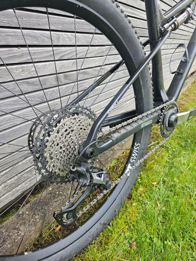 Used ARC8 Evolve Shimano Deore XT 2024 Mountainbike, Black, 29 — image 3 of 17