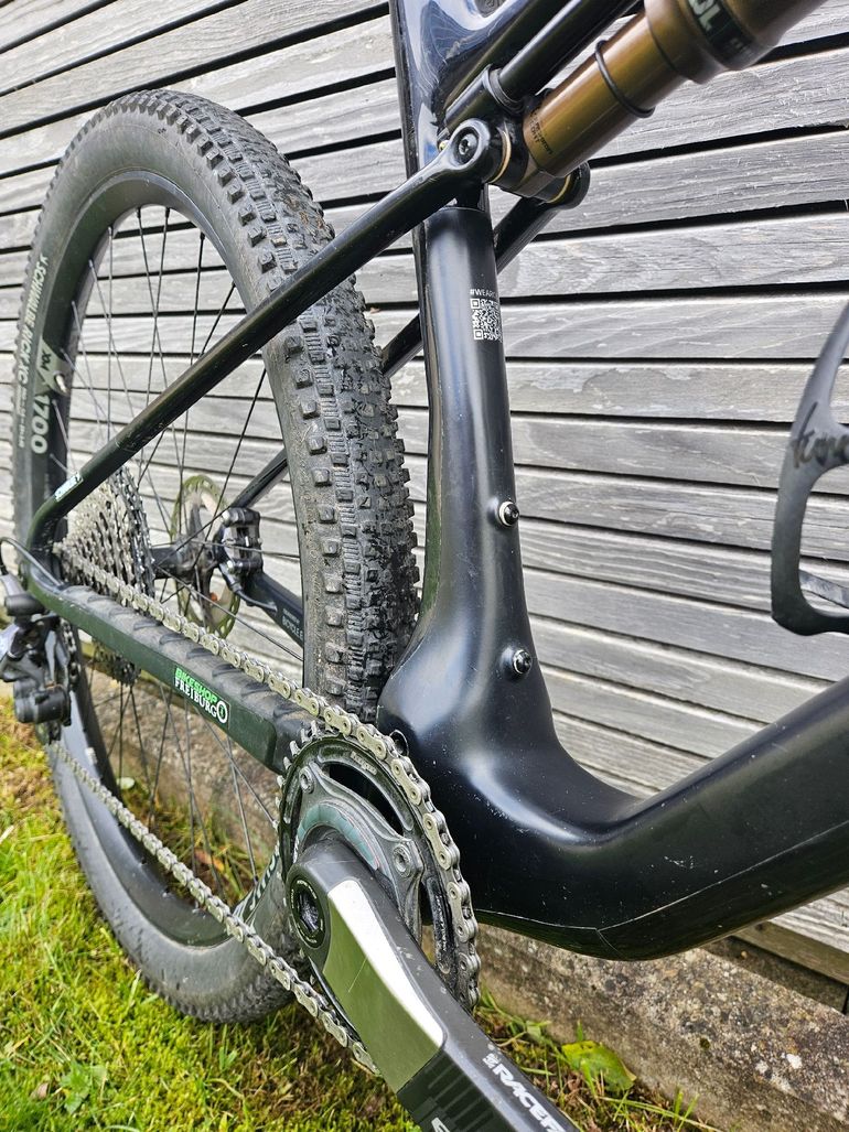 Used ARC8 Evolve Shimano Deore XT 2024 Mountainbike, Black, 29 — image 4 of 17