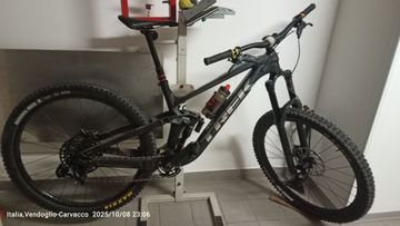 Used Trek Slash SRAM GX 2020 Mountainbike, Black, 29 — image 3 of 3